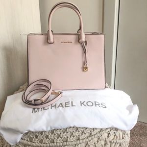 Michael Kors  sutton gusset satchel soft pink